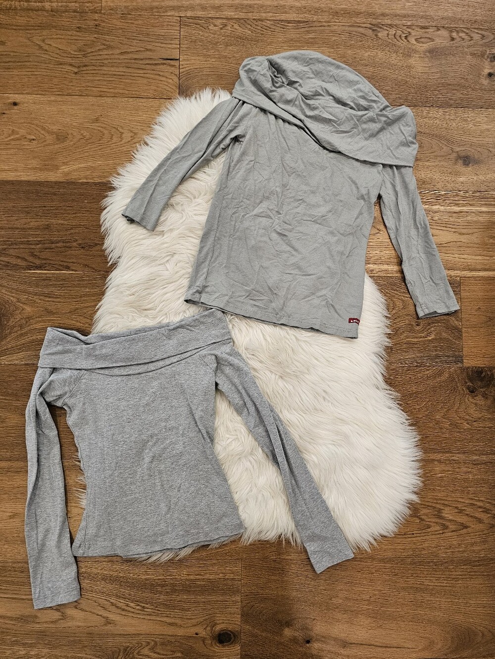 Vintage Off-Shoulder Long Sleeve Tops - Light Gray